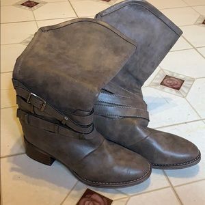 Women’s boots